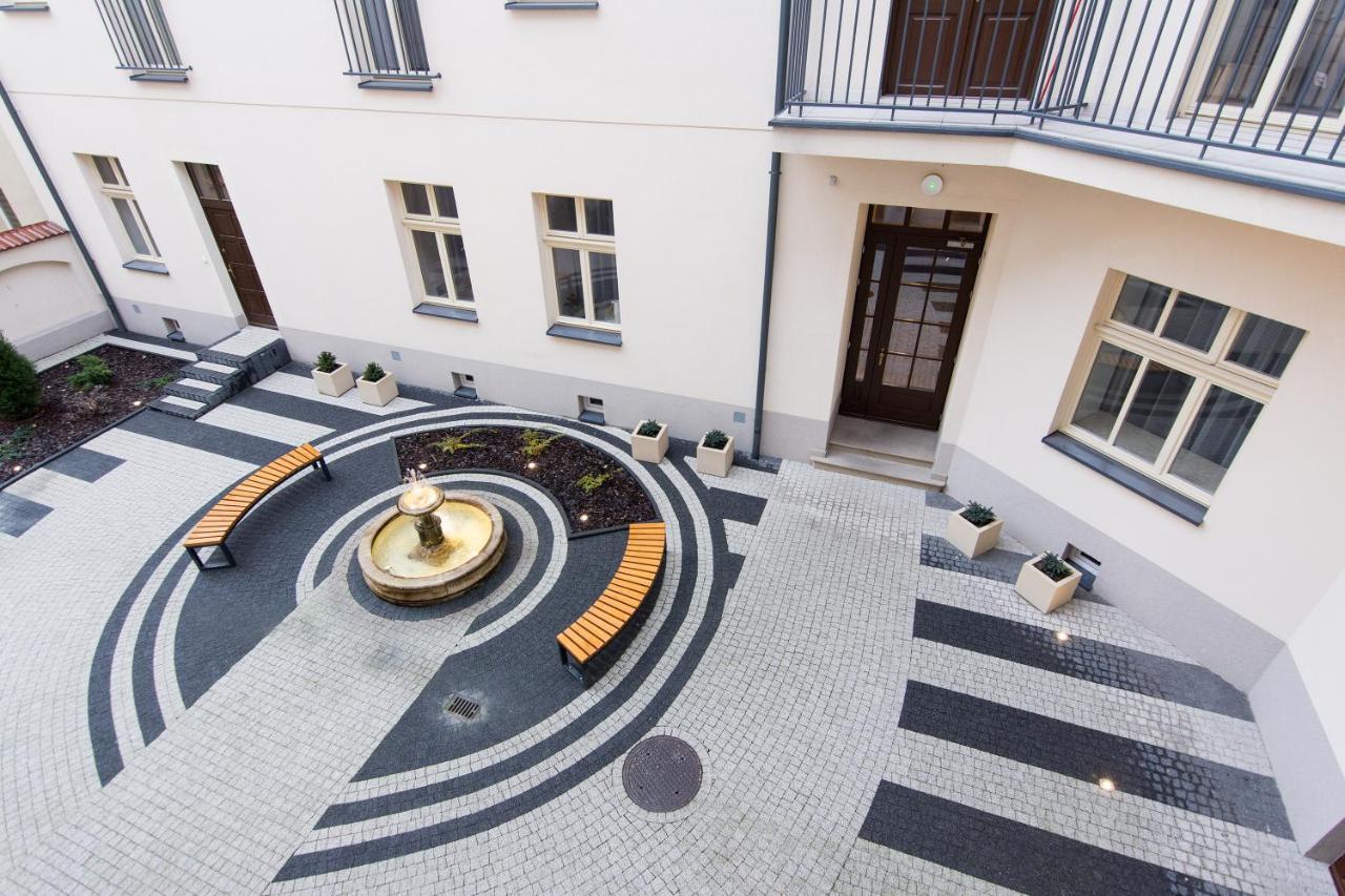 Luxury Apartments Old Town Topolowa Краков Экстерьер фото