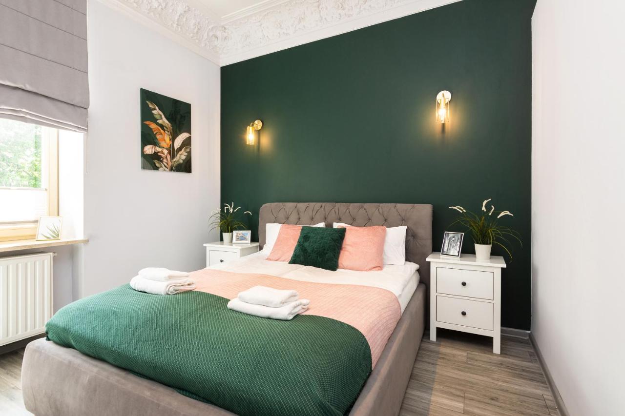 Luxury Apartments Old Town Topolowa Краков Экстерьер фото